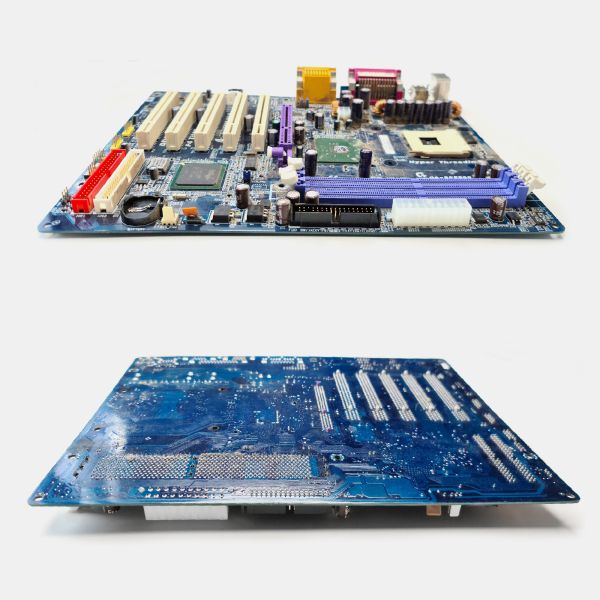 Файл:Новые материнские платы.jpg