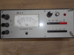 Мегаомметр ф4101.JPG
